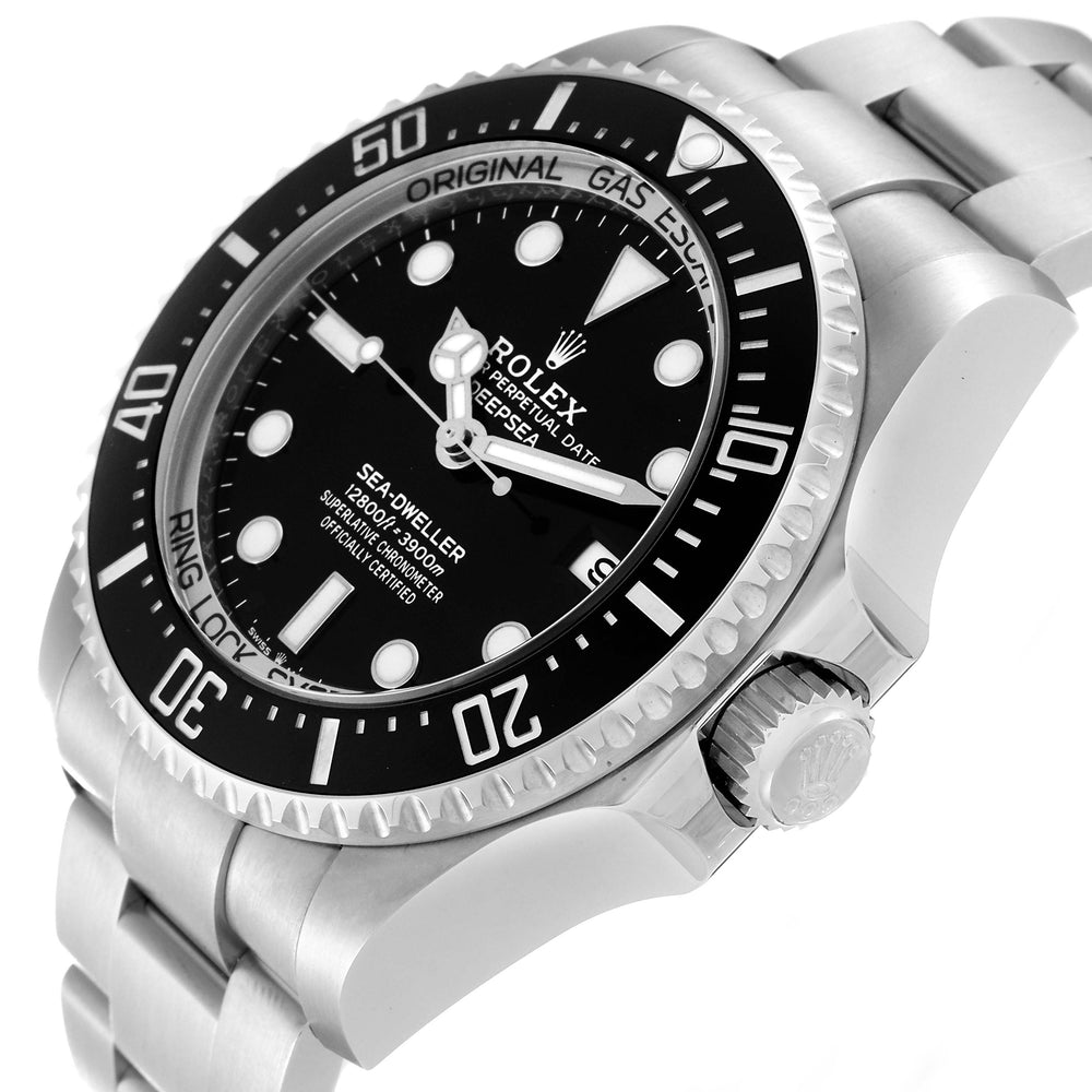 Rolex Sea-Dweller 136660 2