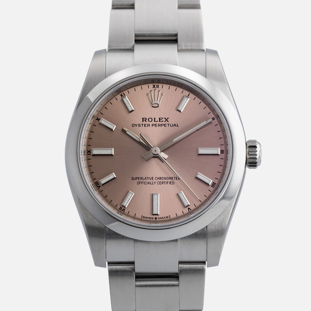 Rolex Oyster Perpetual 124200 1