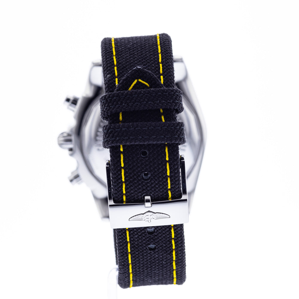 Breitling Chronomat 01 AB0110 4