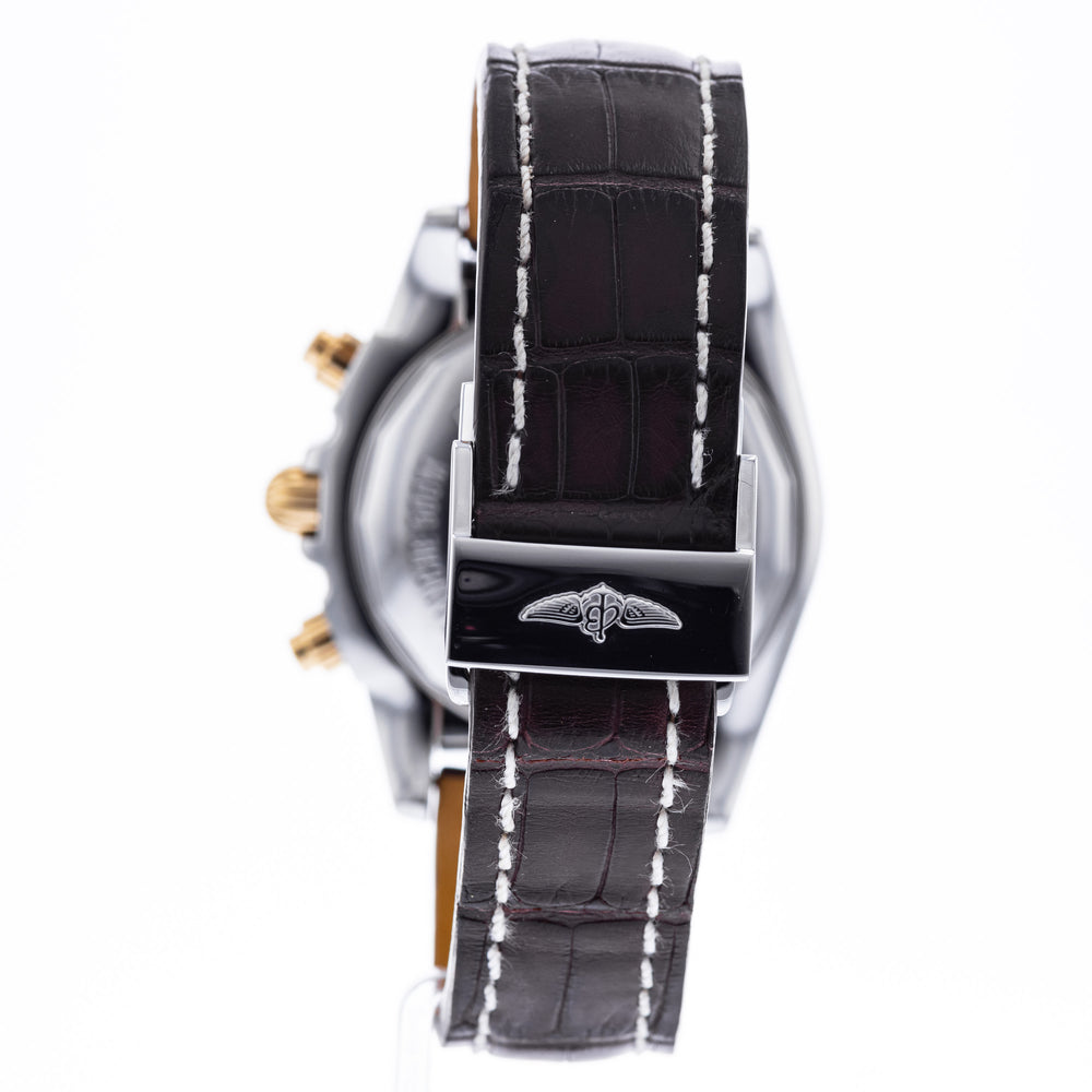 Breitling Chronomat 01 CB0110 4