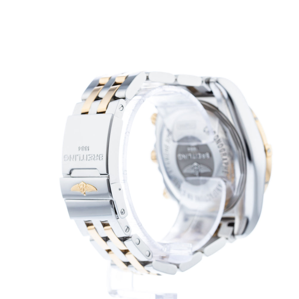 Breitling Chronomat 01 CB0110 5