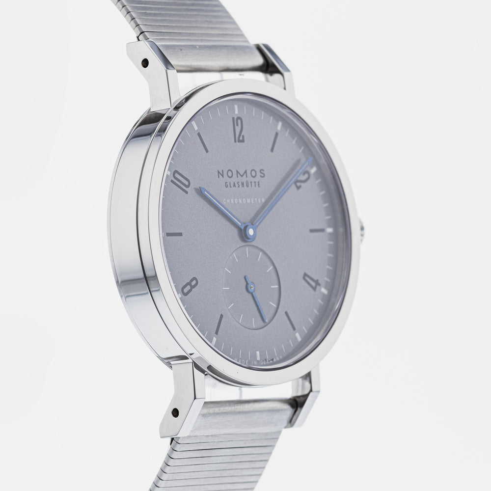 Nomos Tangente Sport Limited Edition for HODINKEE 501.S6 4