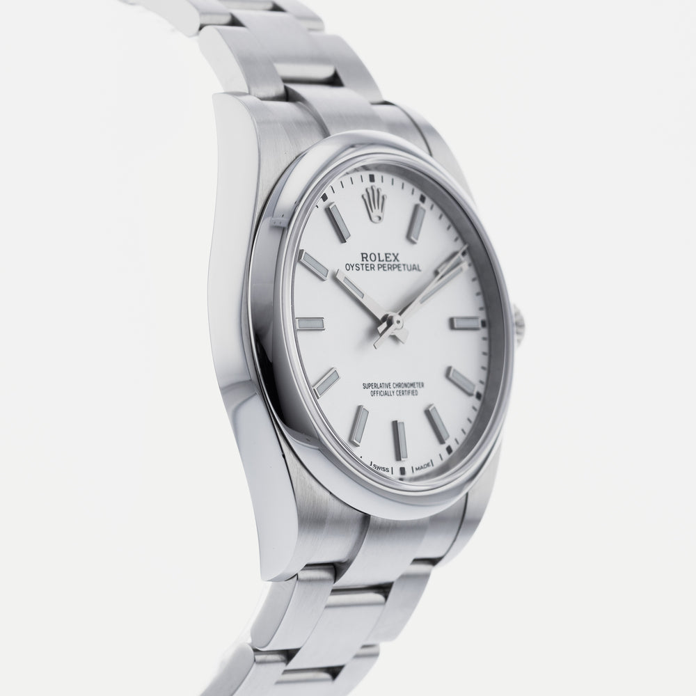 Rolex Oyster Perpetual 114300 4