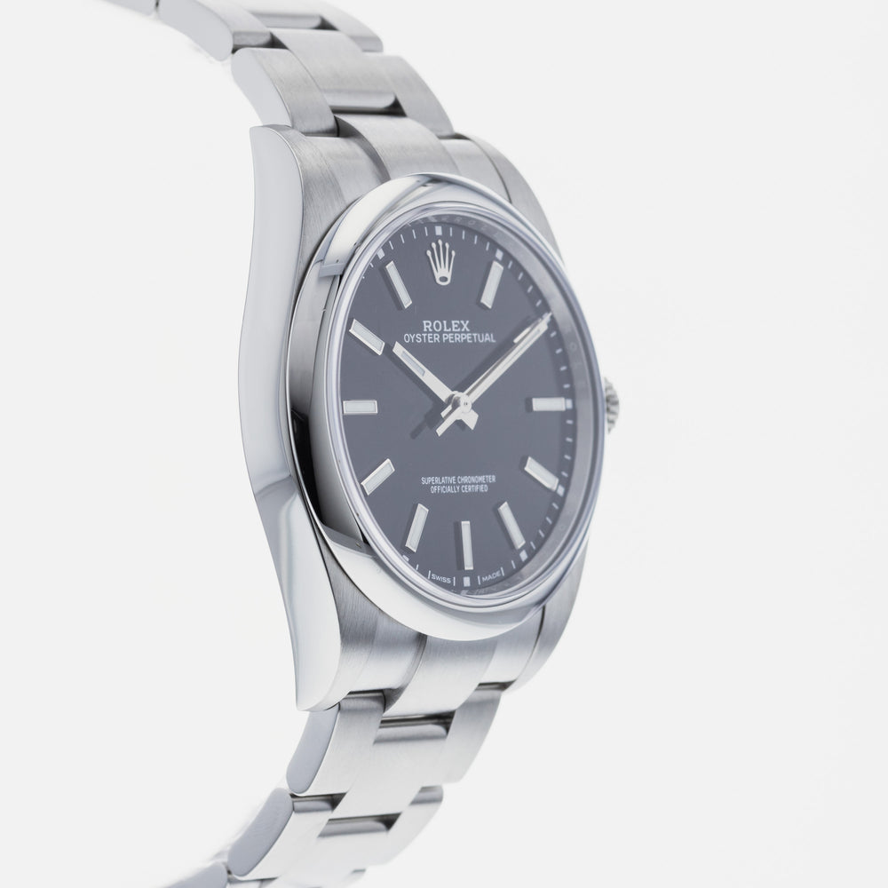 Rolex Oyster Perpetual 114300 4