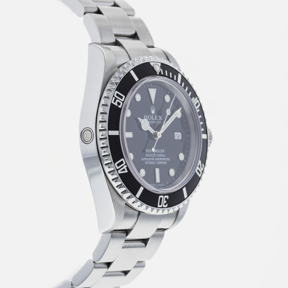 Rolex Sea-Dweller 16600 4
