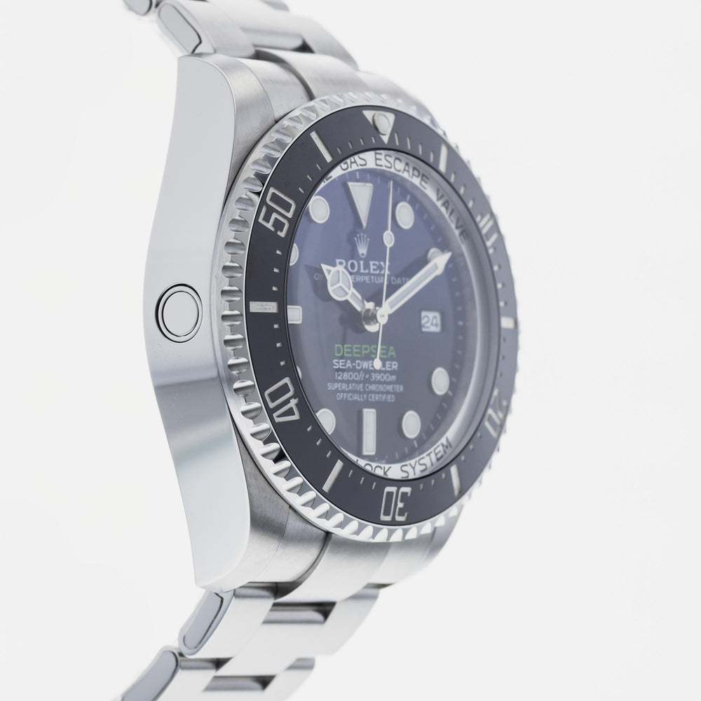 Rolex Sea-Dweller Deepsea 126660 4