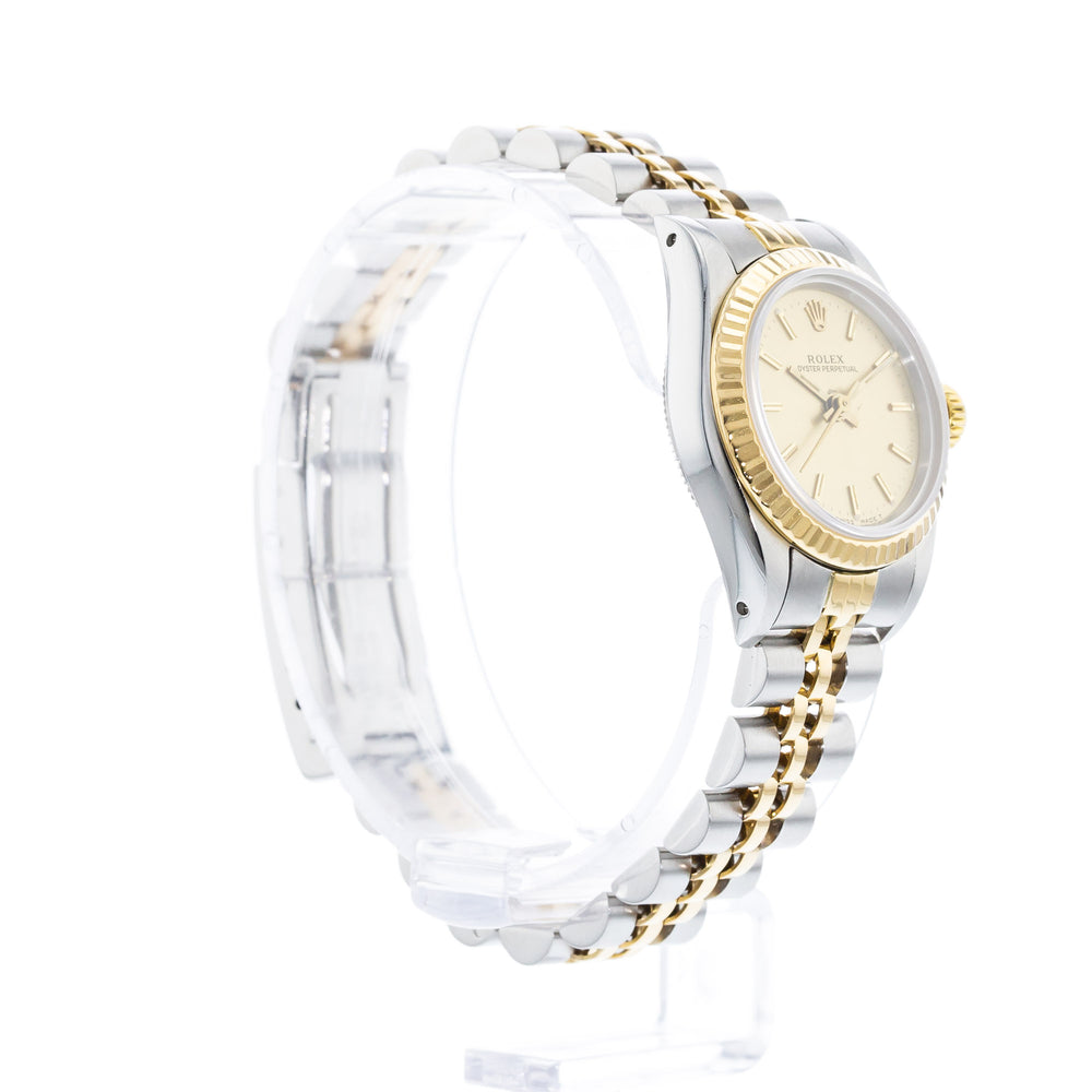 Rolex Oyster Perpetual 67193 6