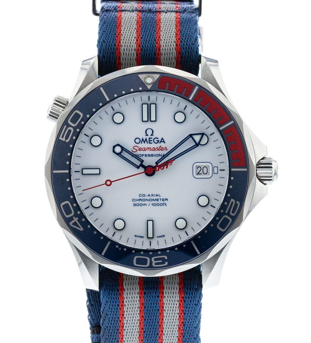 OMEGA Seamaster Commander's Watch 007 Bond Limited Edition 212.32.41.20.04.001 1