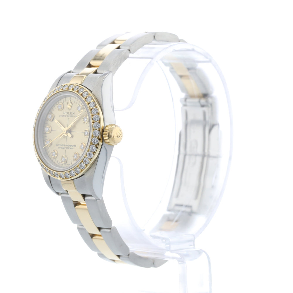 Rolex Oyster Perpetual 67243 2