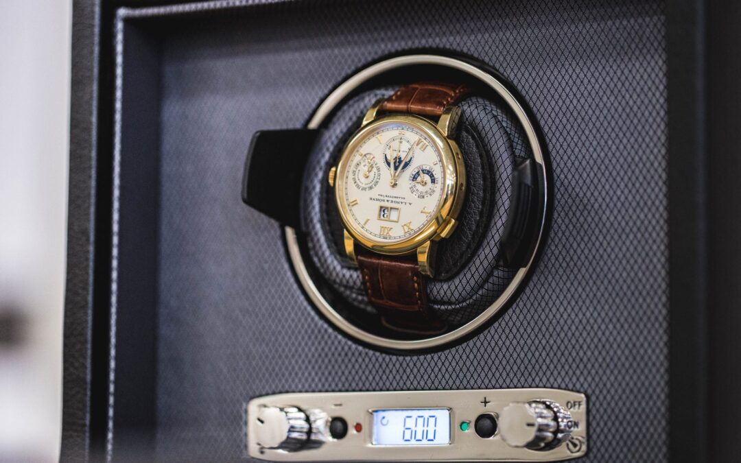 How to Use a Watch Winder