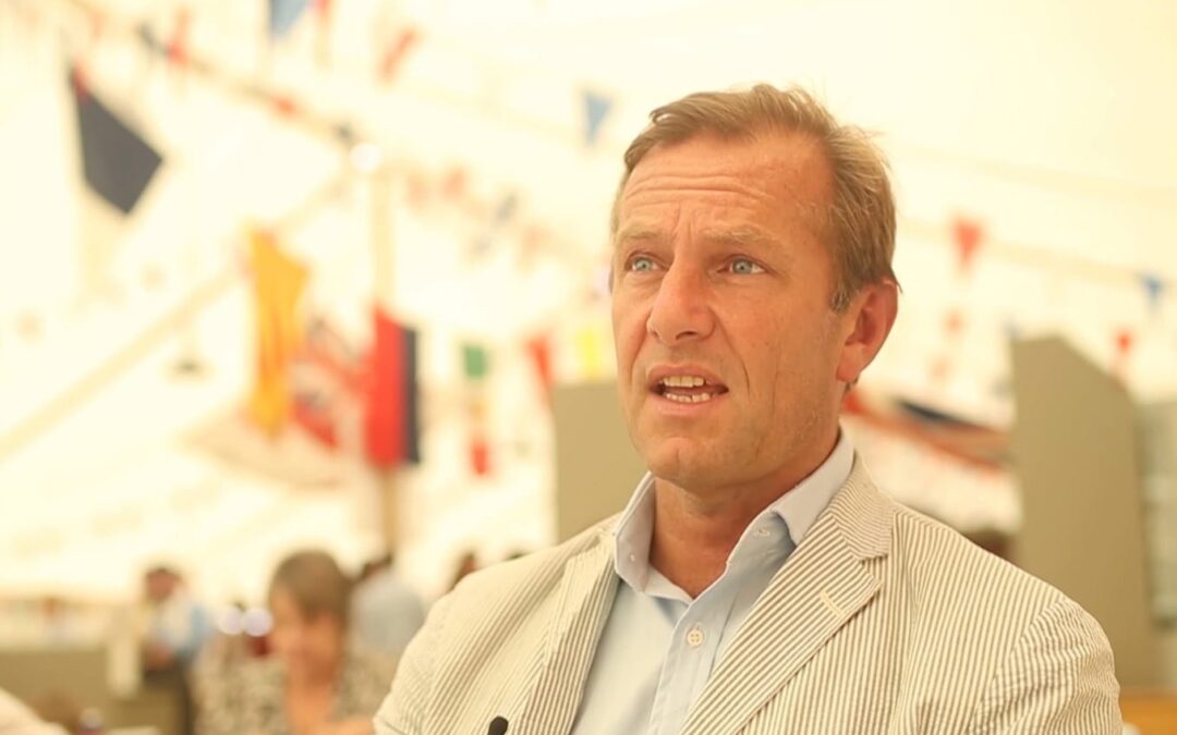 [VIDEO] Watch Stories: Tim Scott, Professional Auto Photographer