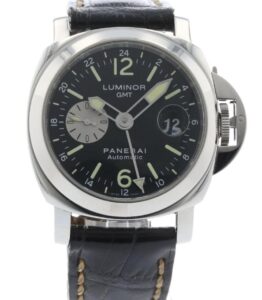 Top dive watches: Panerai Luminor GMT