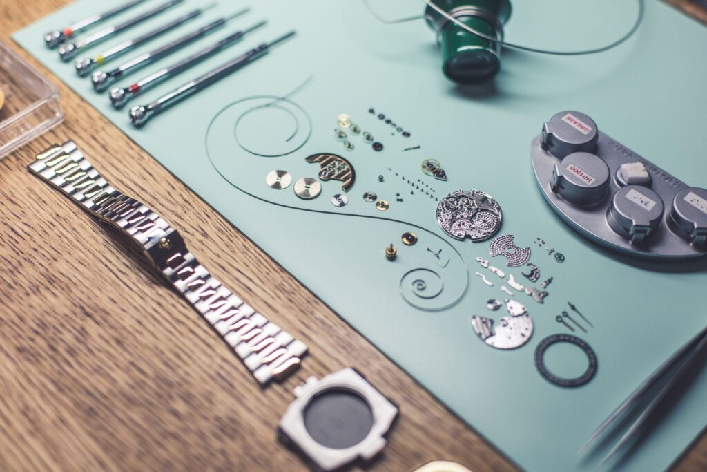 evolution of watch materials - the movement