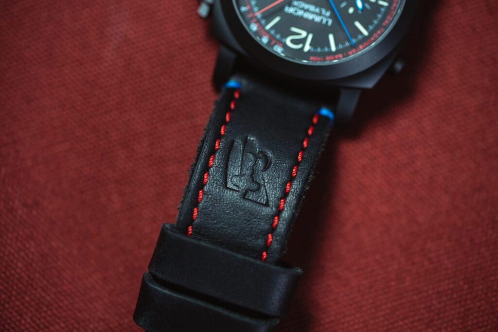 The America's cup impression in the band of a Panerai Luminor Oracle 