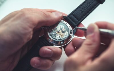 How To Change a Bracelet or Strap